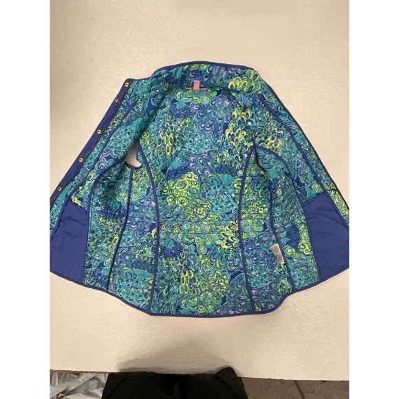 Lilly Pulitzer Blake Quilted Vest Insulated Iris Blue Sea Blue Lilly's Lagoon