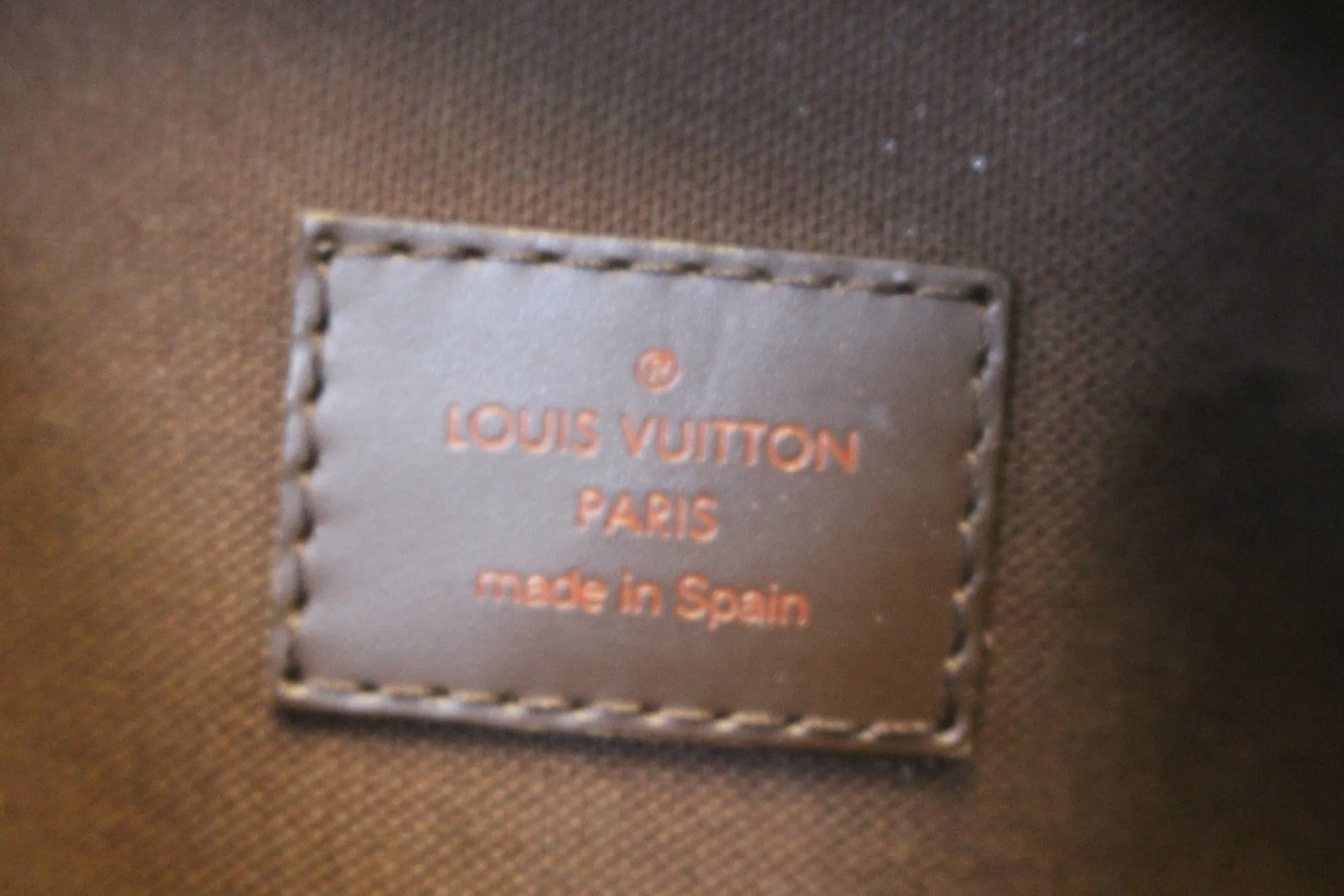 LOUIS VUITTON Gange Damier Ebene Pochette Crossbody Bag