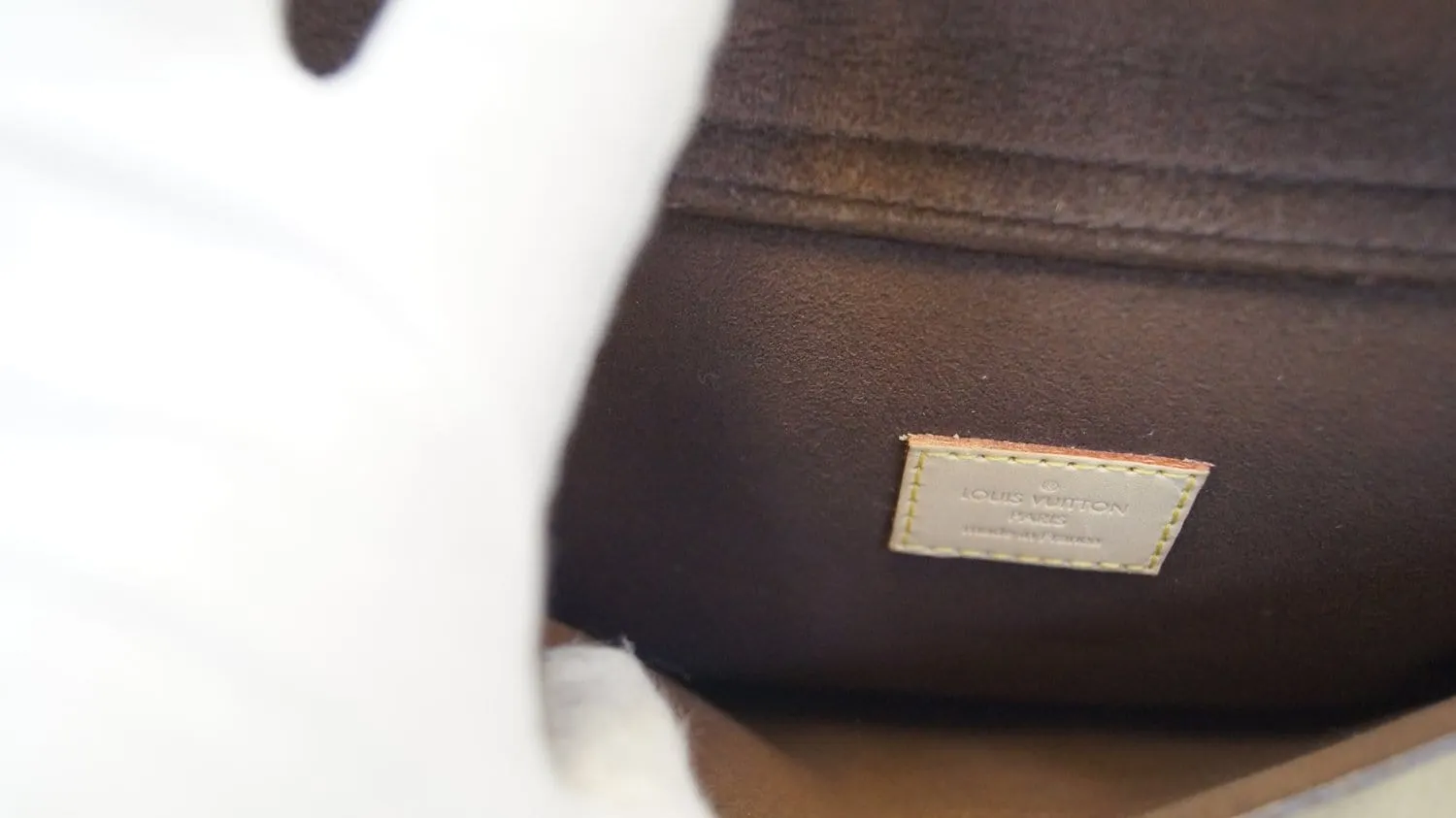 LOUIS VUITTON Metis Hobo Monogram Shoulder Bag with Strap