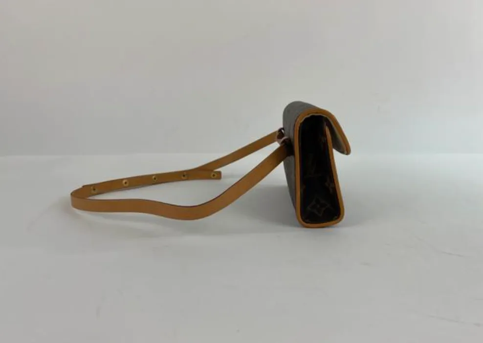 Louis Vuitton Monogram Pochette Florentine Bum XS