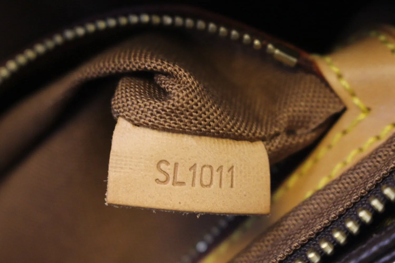 LOUIS VUITTON Monogram Trotteur Crossbody Bag