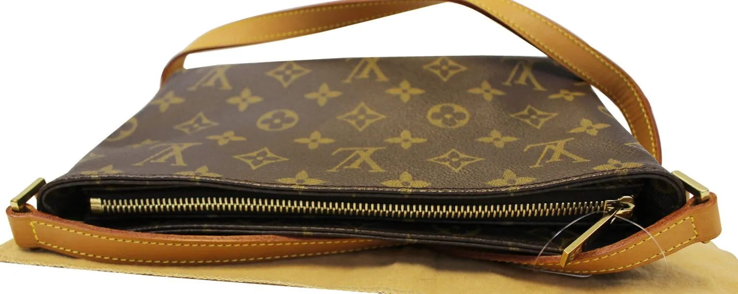 LOUIS VUITTON Monogram Trotteur Crossbody Bag