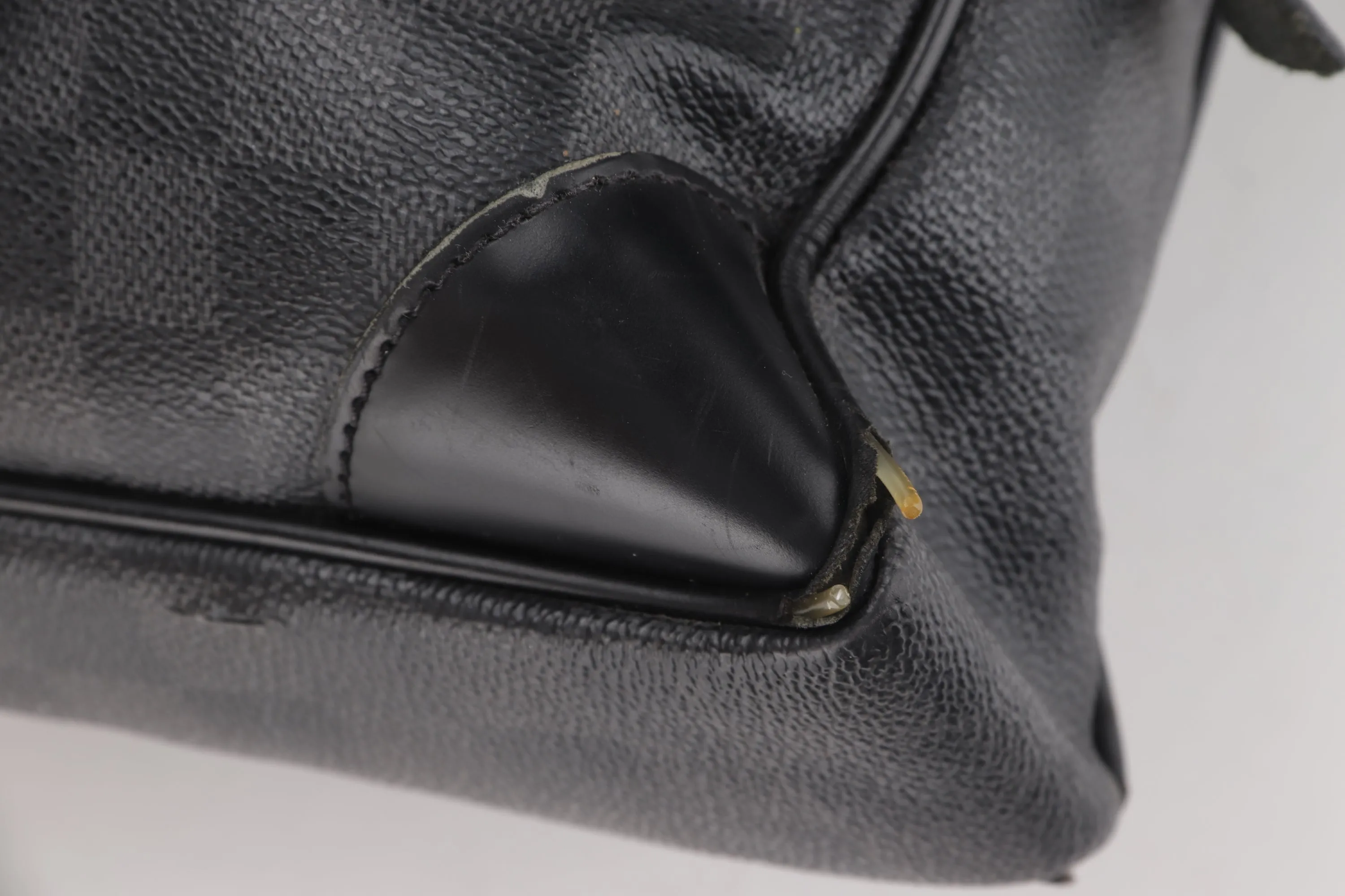 LOUIS VUITTON N41123 VOYAGE DOCUMENT BAG (BA2130) DAMIER GRAPHITE, WITH DUST COVER