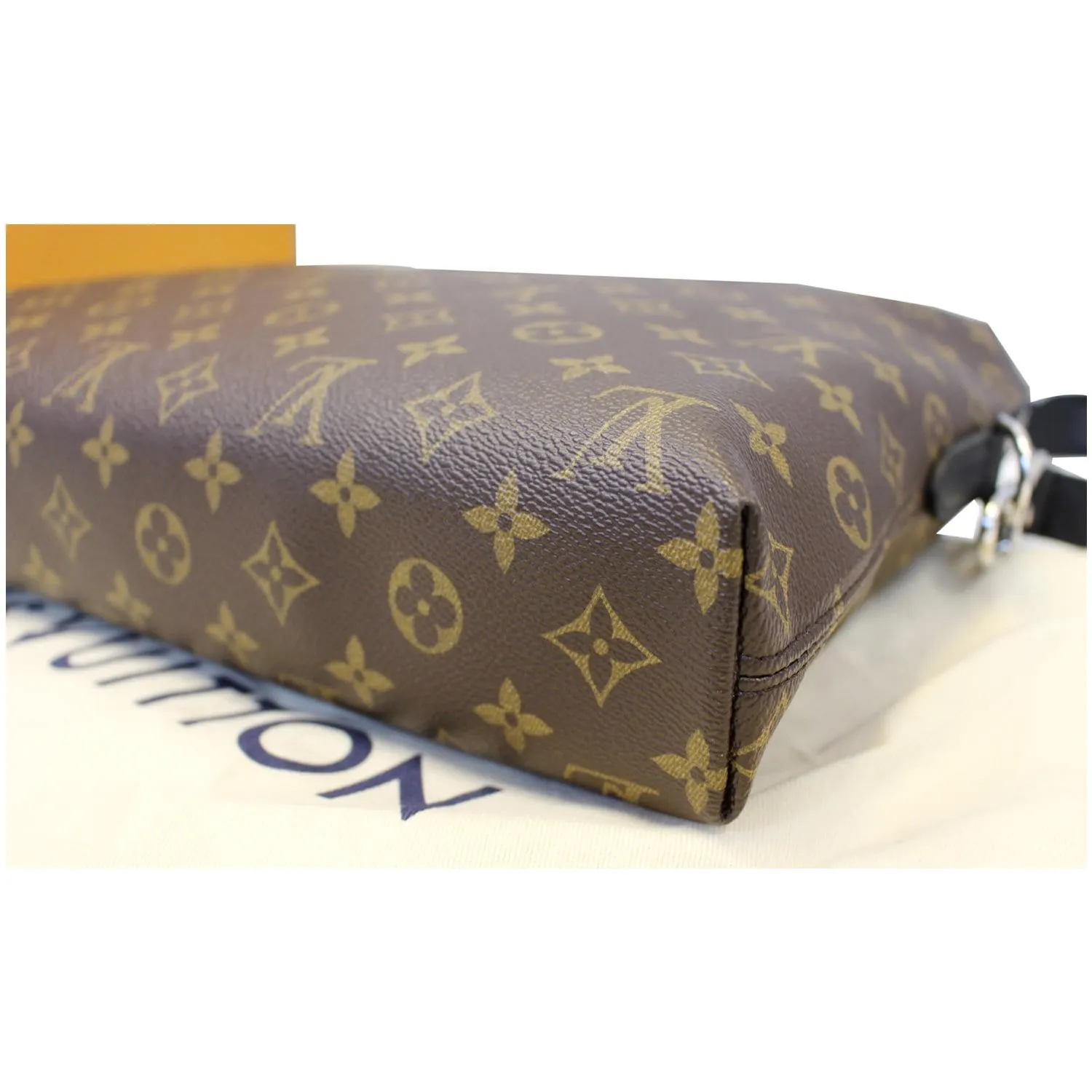 LOUIS VUITTON Porte-Documents Jour Monogram Macassar Briefcase Bag