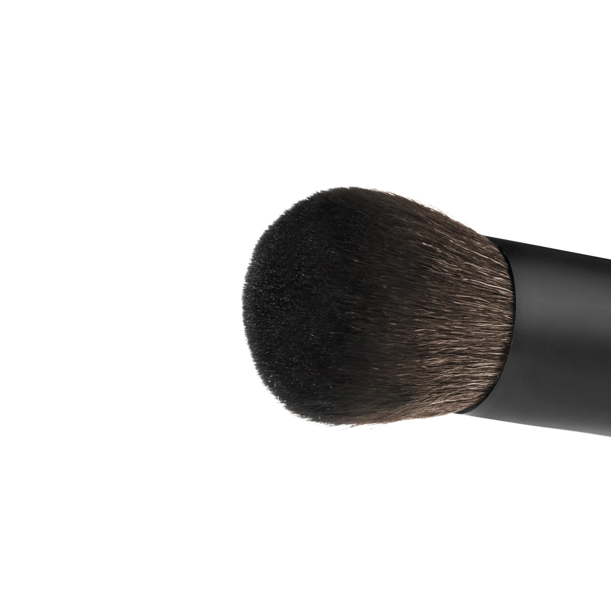 M·A·C  182 Synthetic Buffer Brush