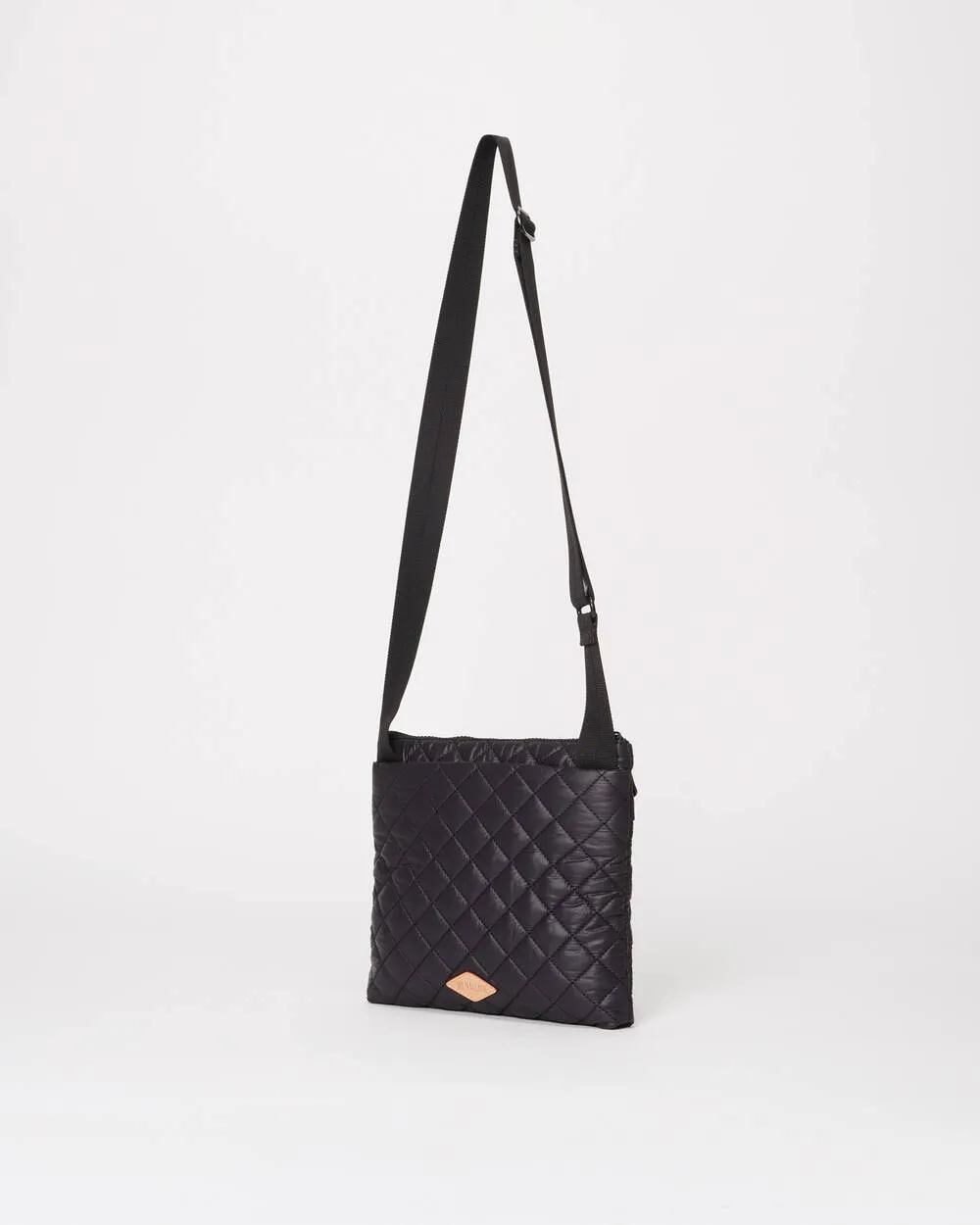 Metro Flat Crossbody | Black