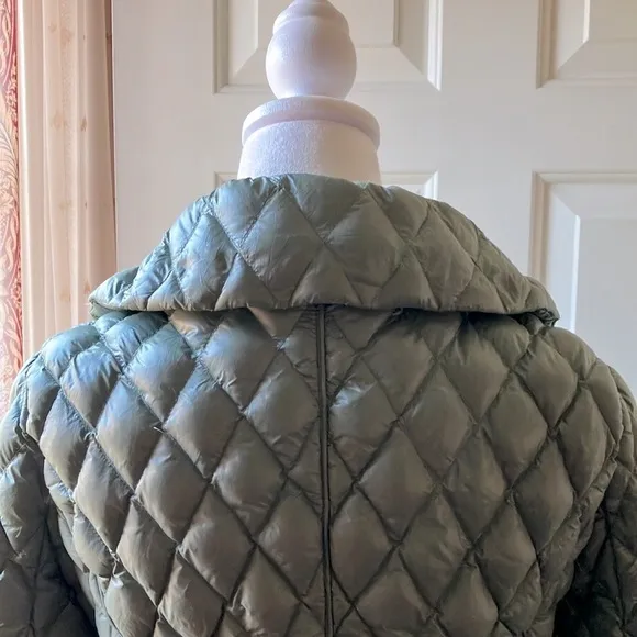 Michael Kors Women’s Quilted Down Jacket