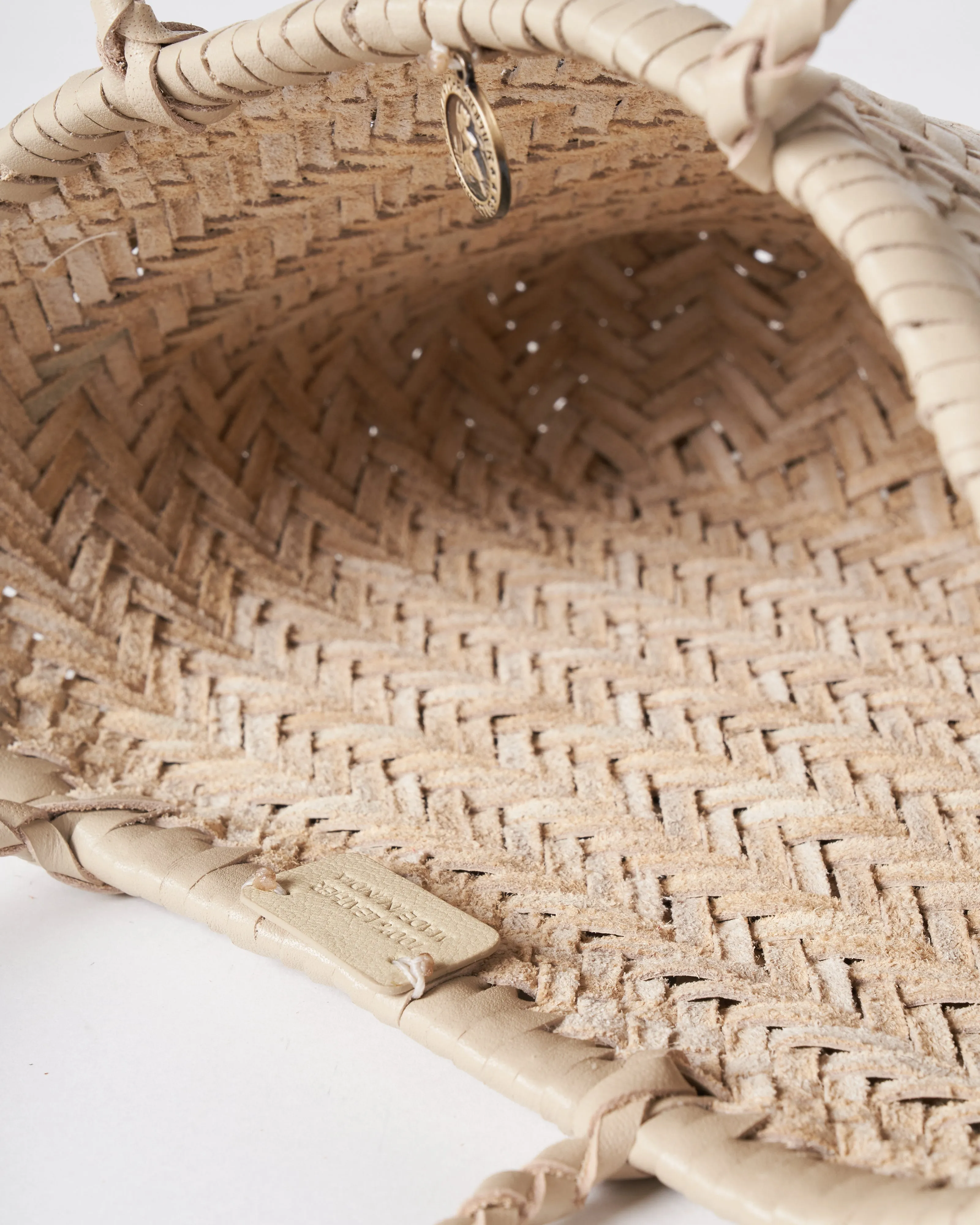 mini flat gora - pearl leather