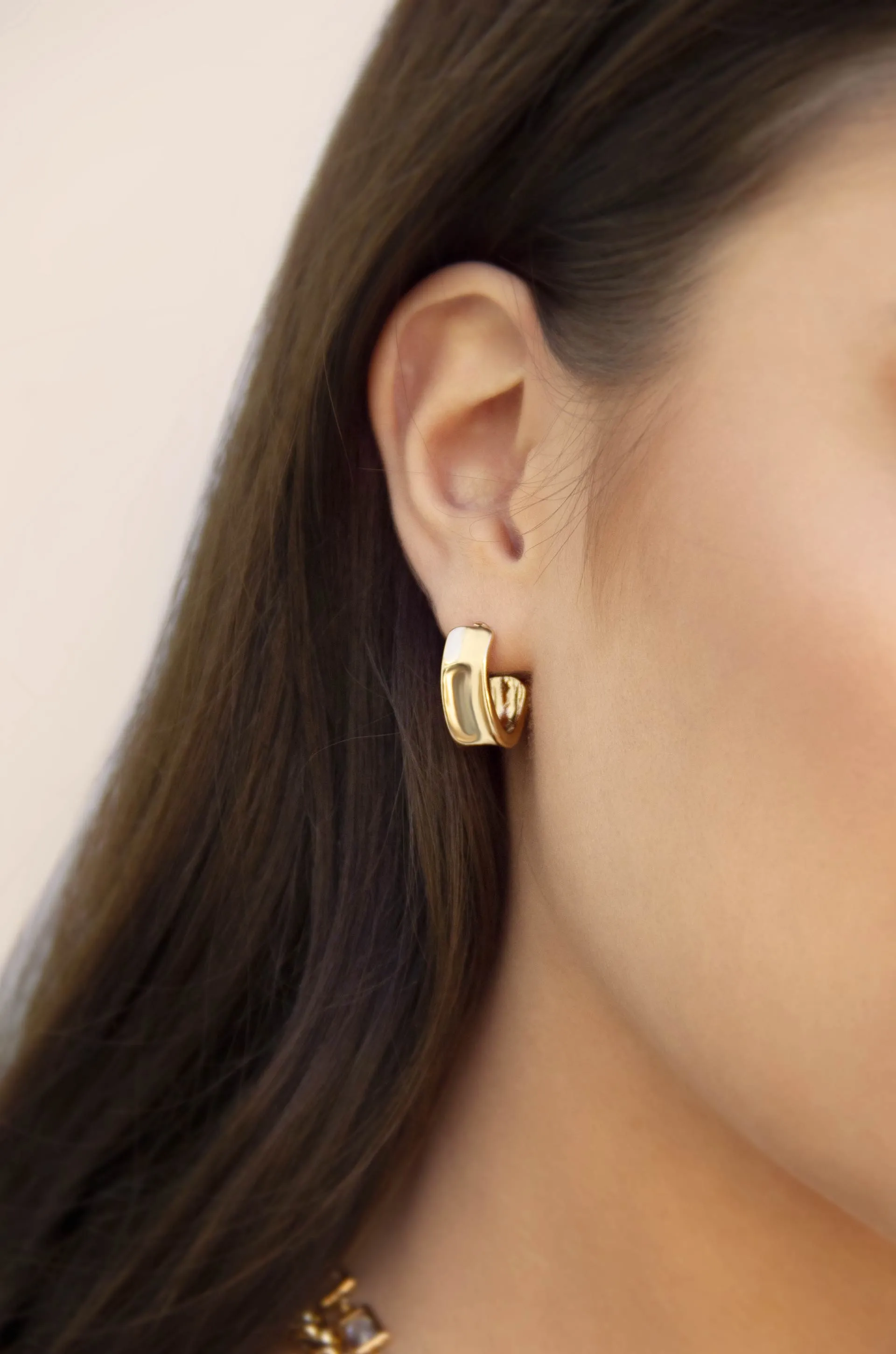 Miss Modern Mini Half Hoops
