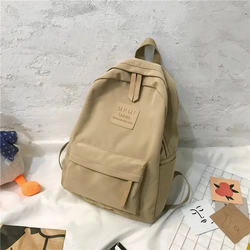 Mochila Pequena e Prática: Ideal para o Dia a Dia!