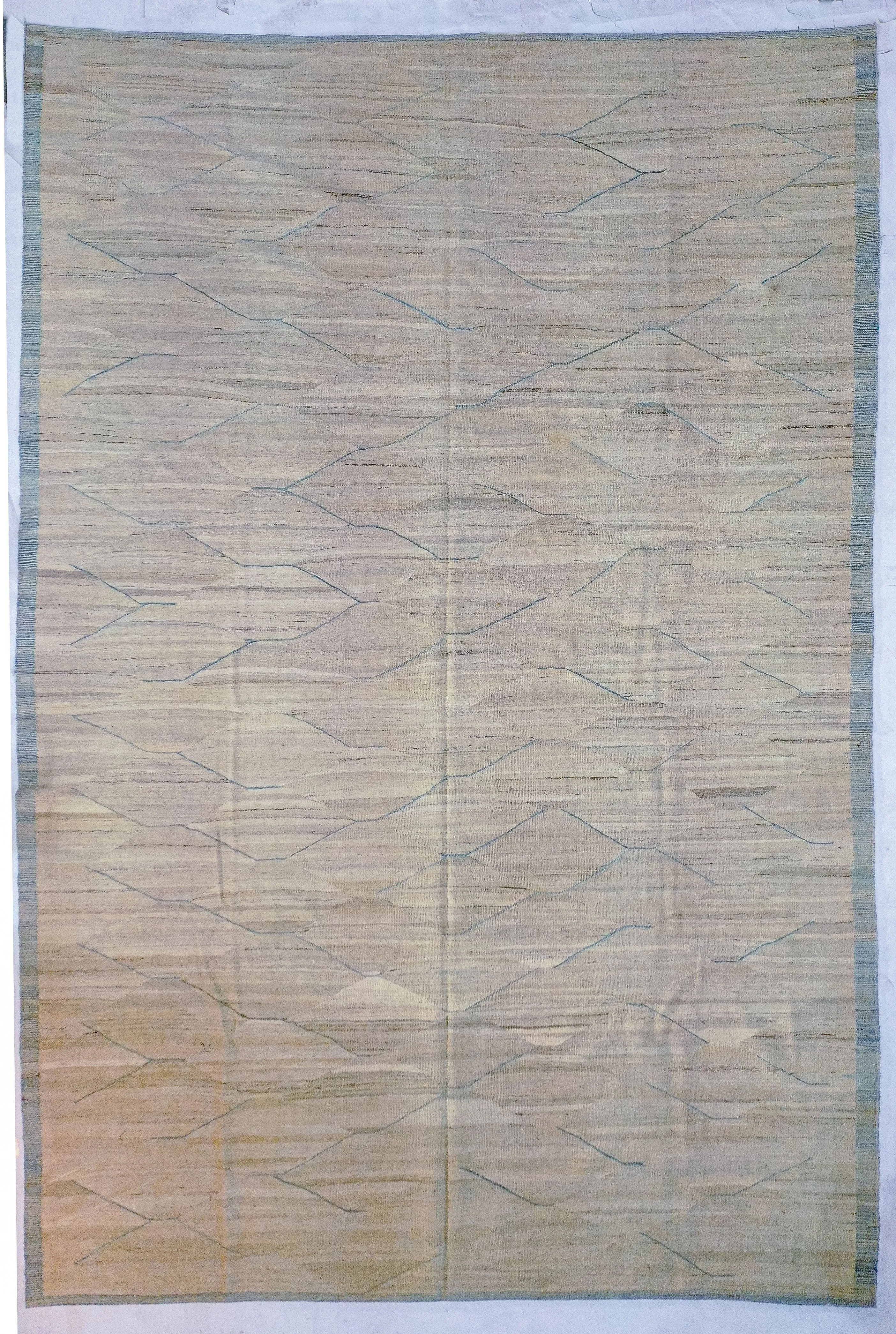 Modern Kilim 10'10" x 16'1"