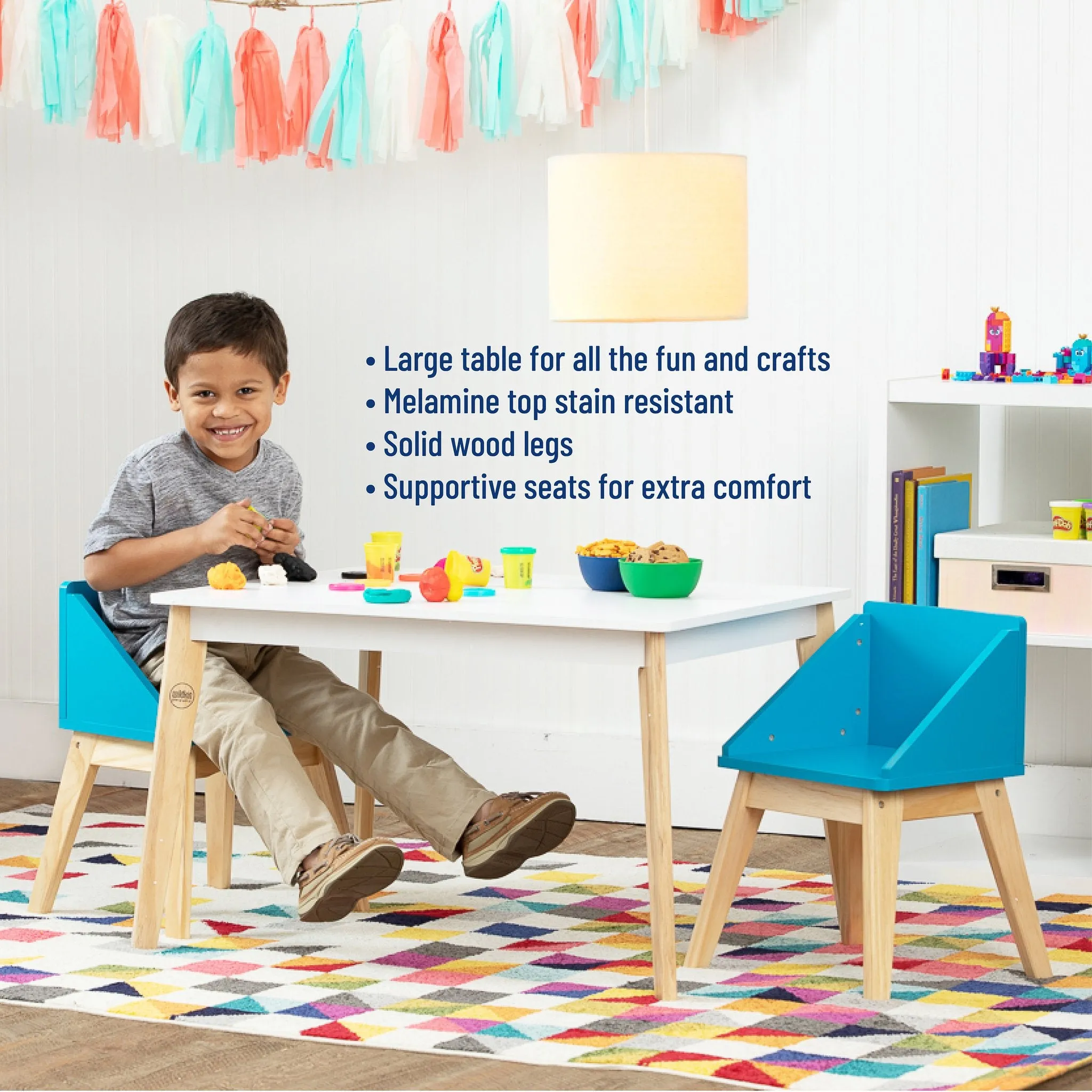 Modern Table & Chairs