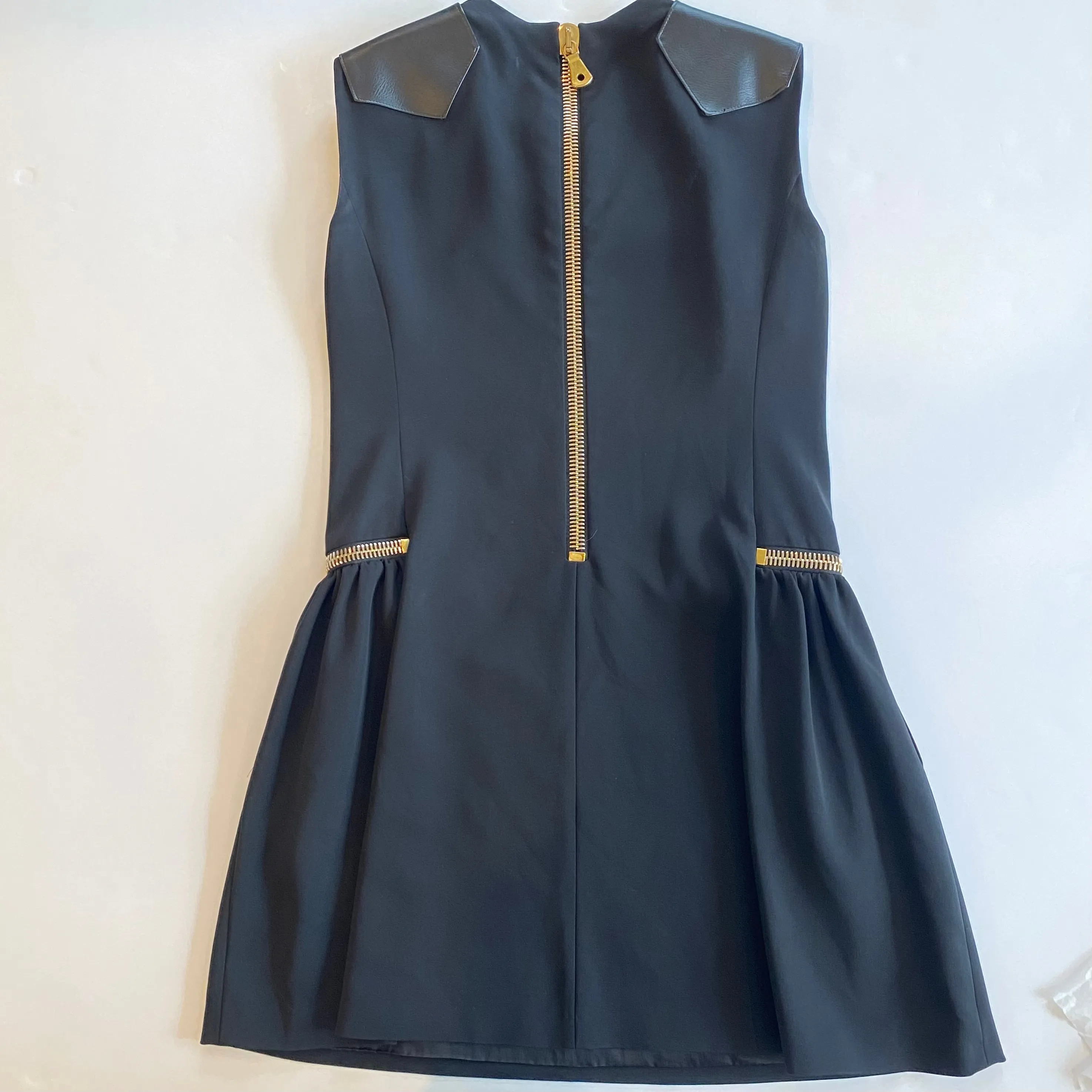 MOSCHINO Black Chain to Zip Cocktail Dress with Gold Hardware Size 10
