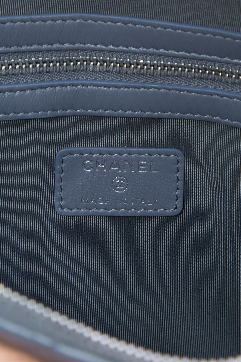 Multipocket Quilted Pouch