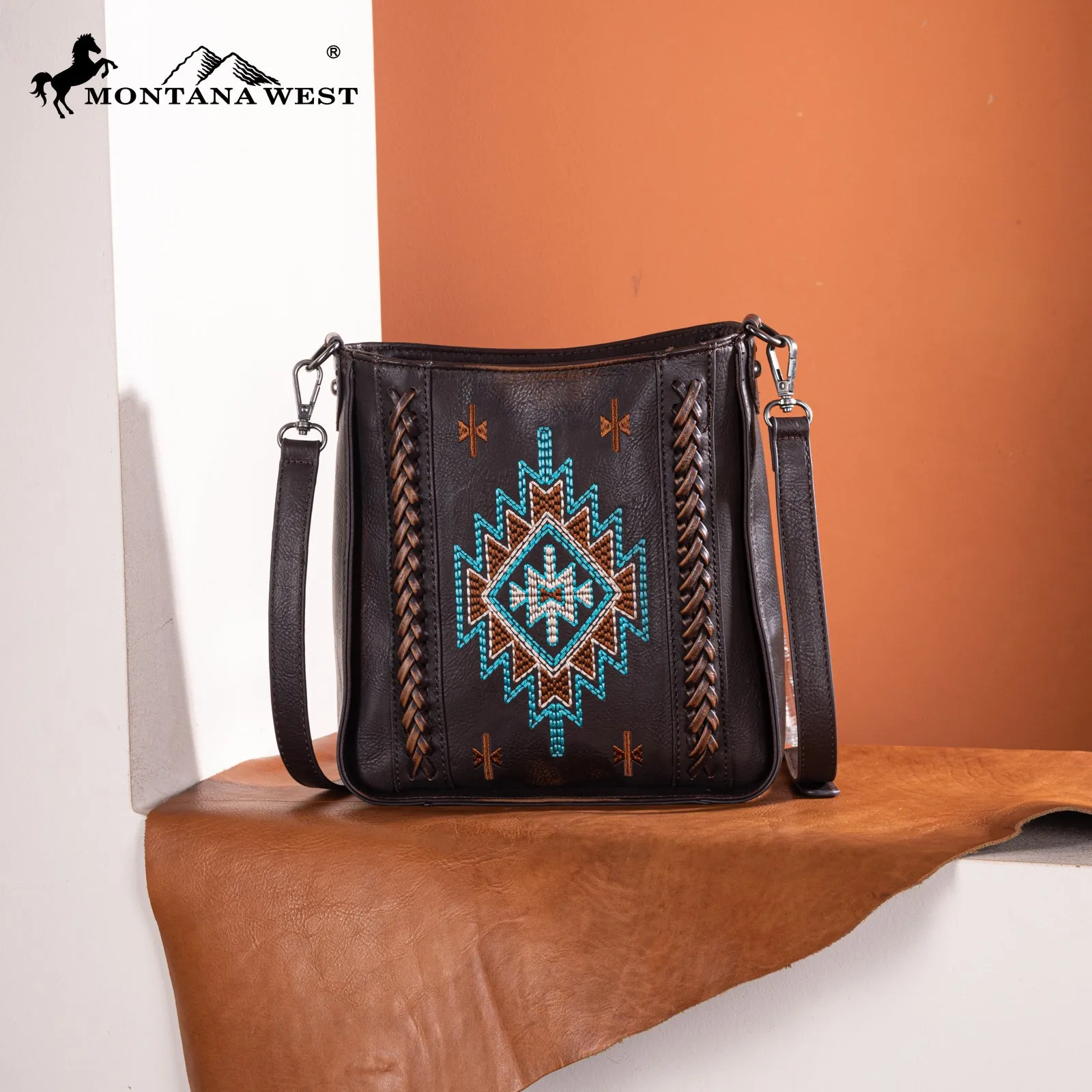 MW1317-8360  Montana West Embroidered Aztec Crossbody