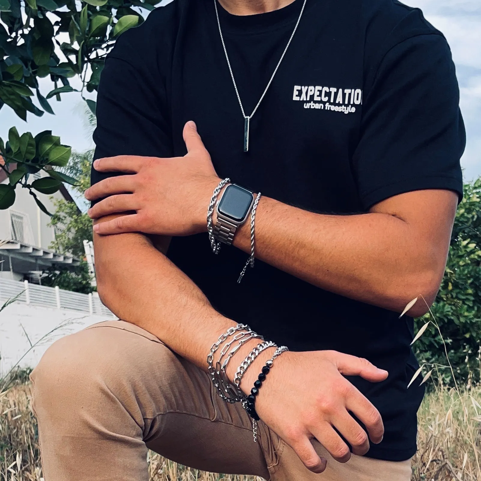 Nikolai Modern Leo Look