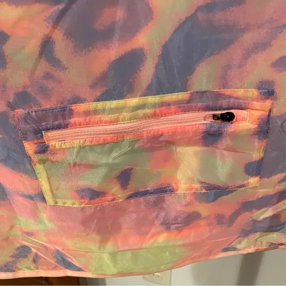 NWT Under Armour Storm Up the Pace Windbreaker Jacket in Pink Sands Color