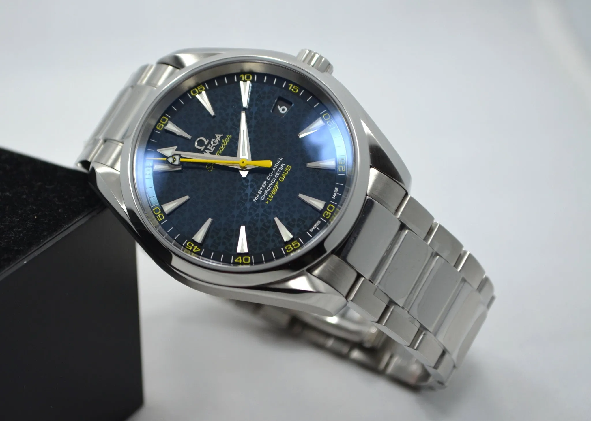 Omega Seamaster Aqua Terra James Bond SPECTRE 231.10.42.21.03.004 Steel Watch