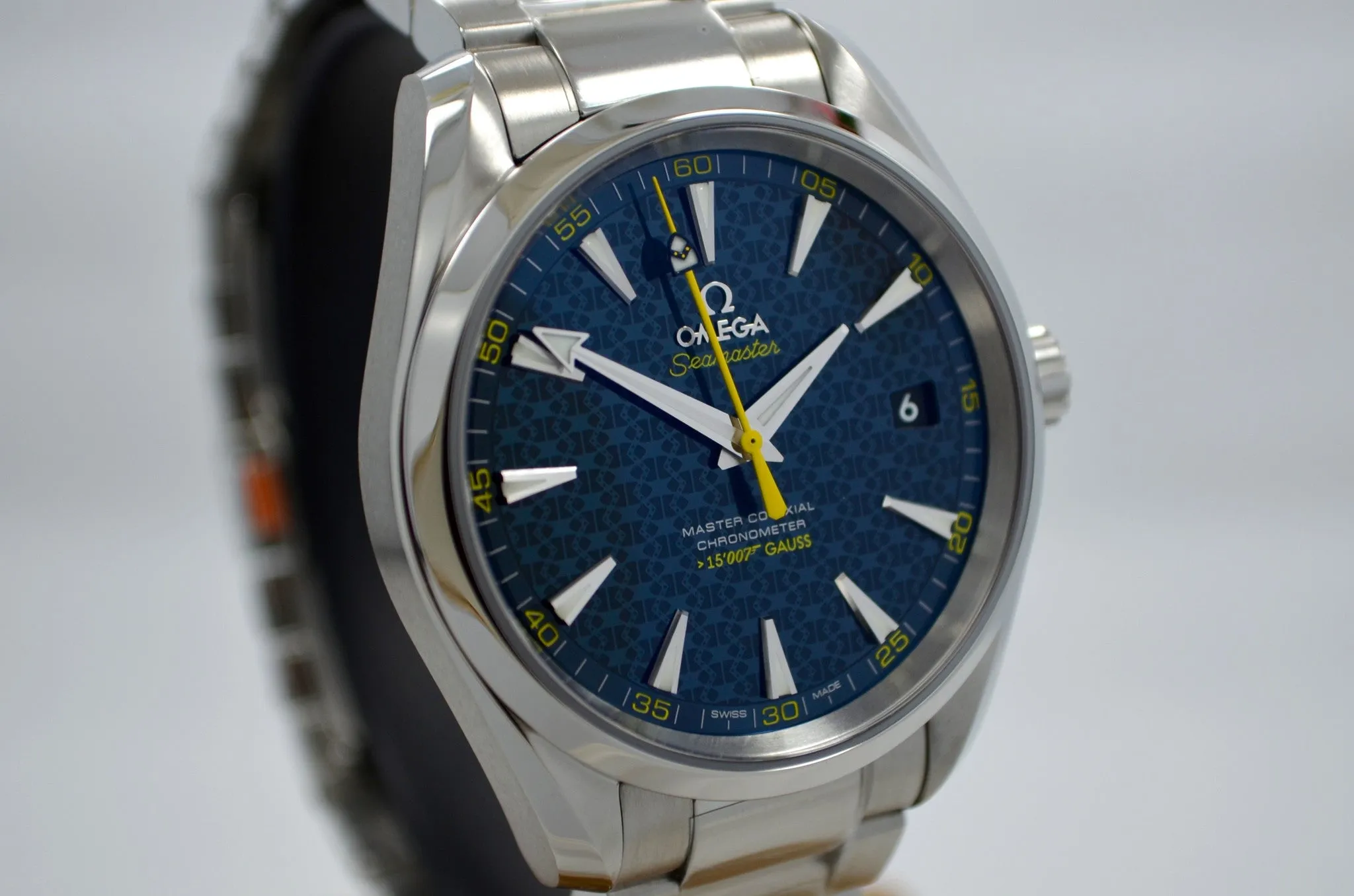 Omega Seamaster Aqua Terra James Bond SPECTRE 231.10.42.21.03.004 Steel Watch