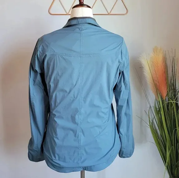Outdoor Research New Women's Blue Microlight Shirt Jacket Shacket Size Medium