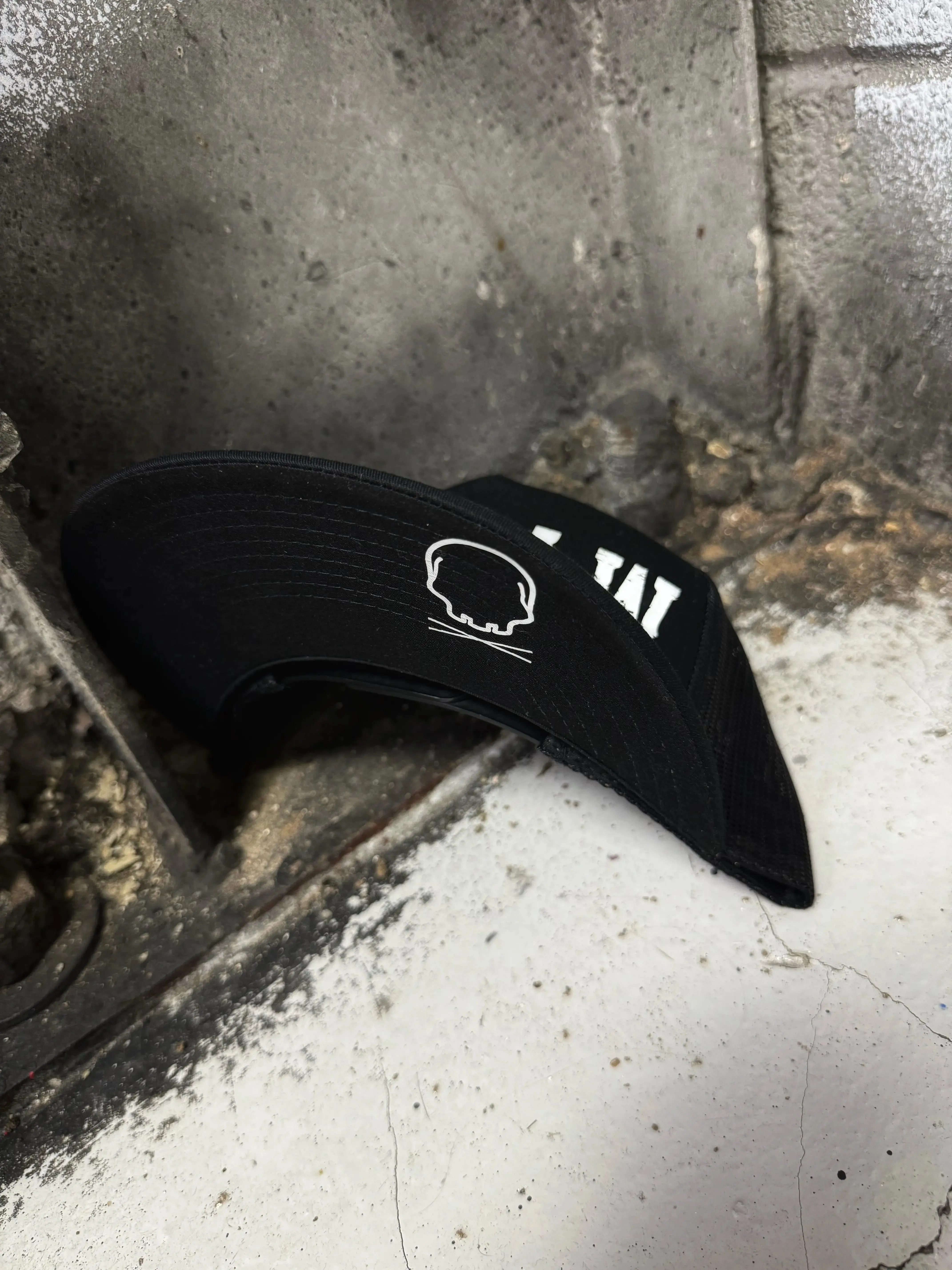 OUTLAW BLACK HAT
