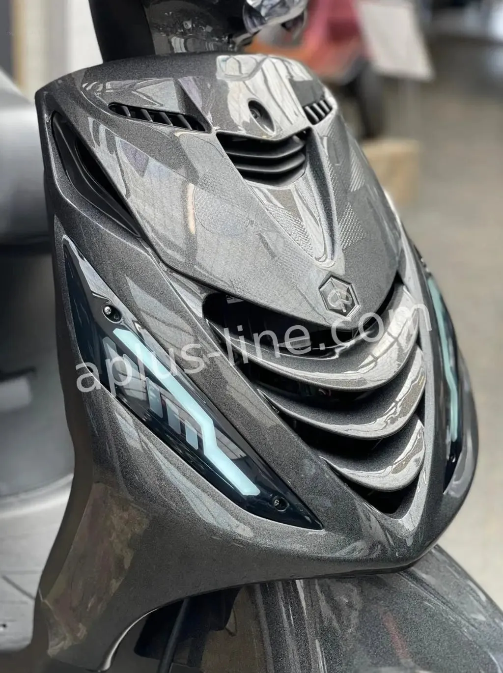 Panel Kit High Gloss Psychedelic Black | Piaggio ZIP 2000/SP Models