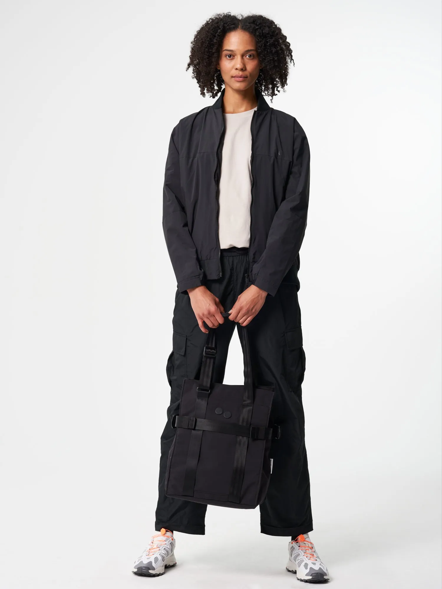 Pendik TB - Solid Black