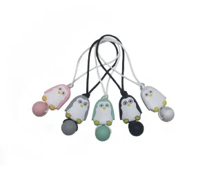 Penguin zipper pull