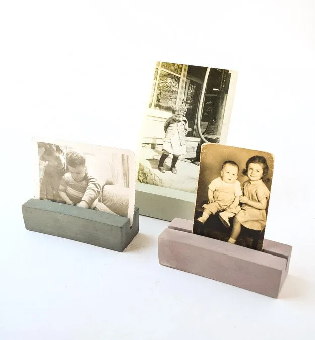 Photo Stand - Place Card Holder - Menu Holder - Concrete - Wedding Table Number - Modern Decor - Picture Holder - Minimalist - Office
