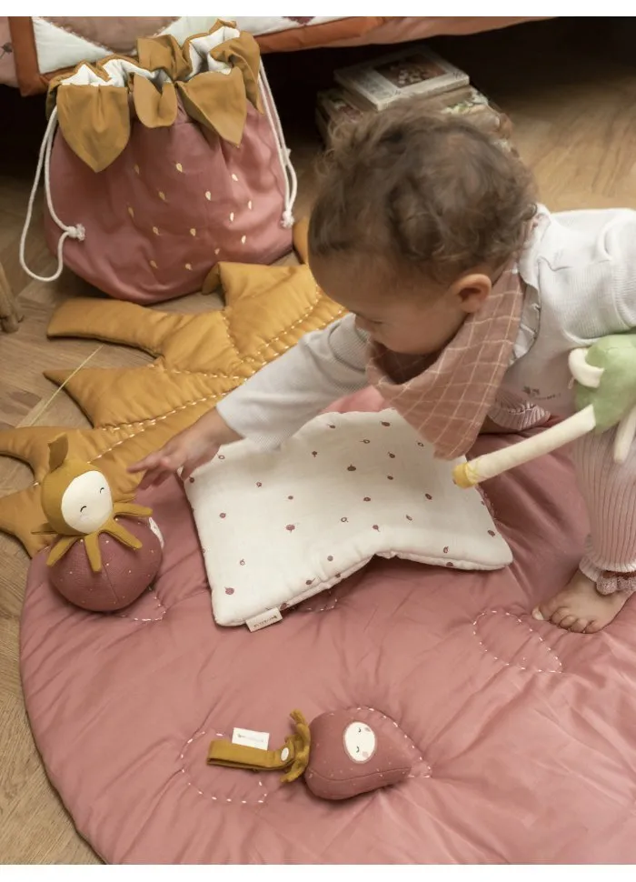 Quilted Strawberry Blanket by Fabelab