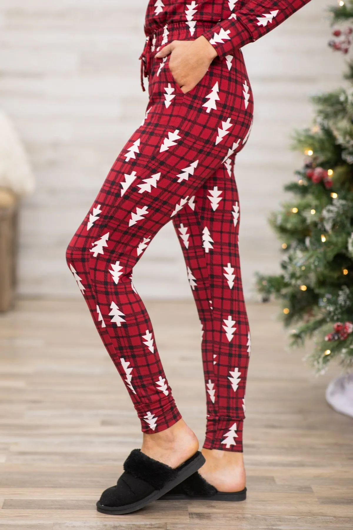 Red and White Plaid Tree Print Lounge Set