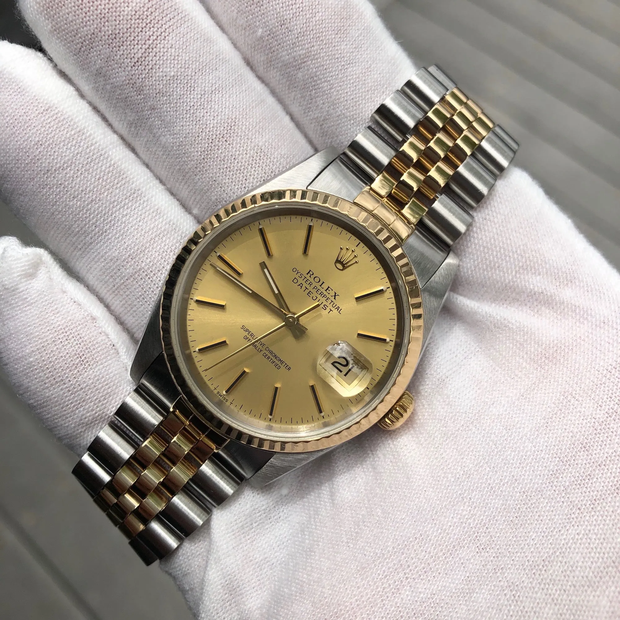 Rolex Datejust 16233 Two Tone Champagne Stick Automatic Wristwatch Box Papers Circa 1990