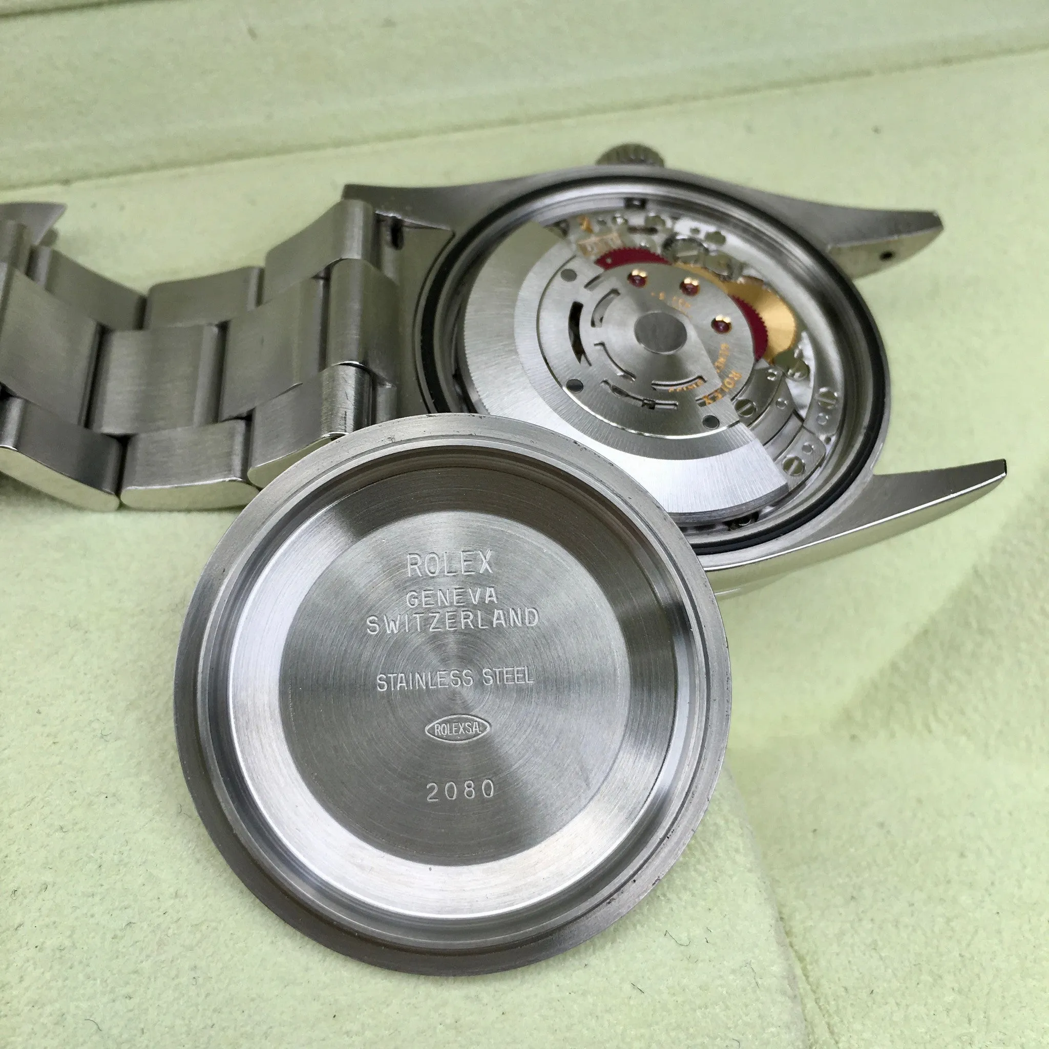 Rolex Explorer 114270 Steel Caliber 3130 "K" 2001 Automatic Black Watch Box Papers