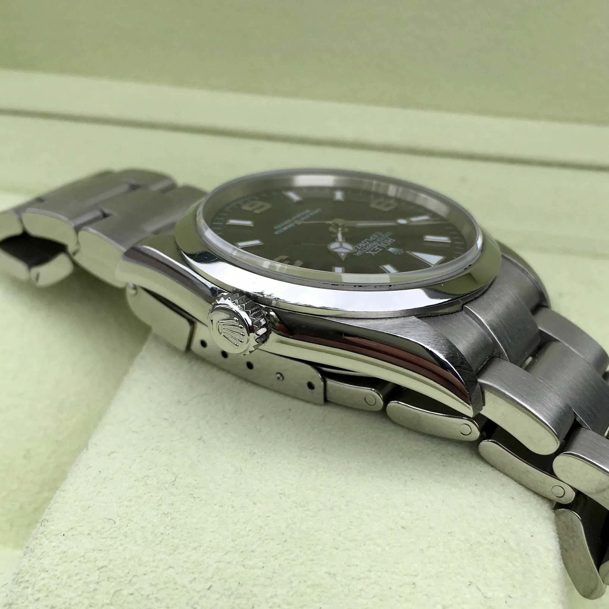 Rolex Explorer 114270 Steel Caliber 3130 "K" 2001 Automatic Black Watch Box Papers