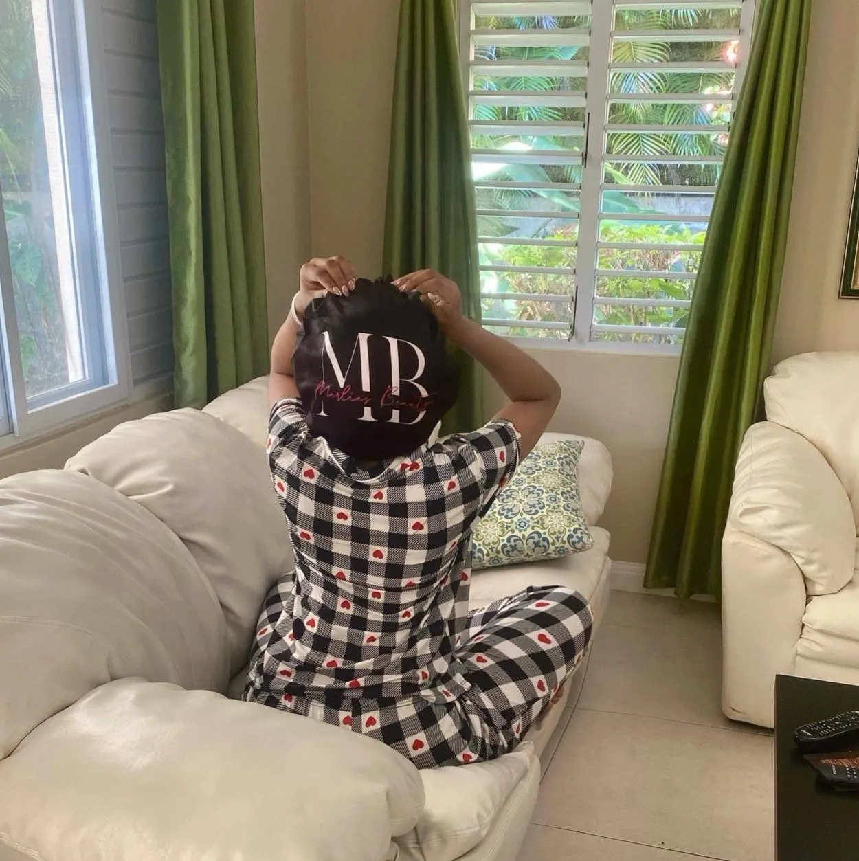 Silky Bonnet