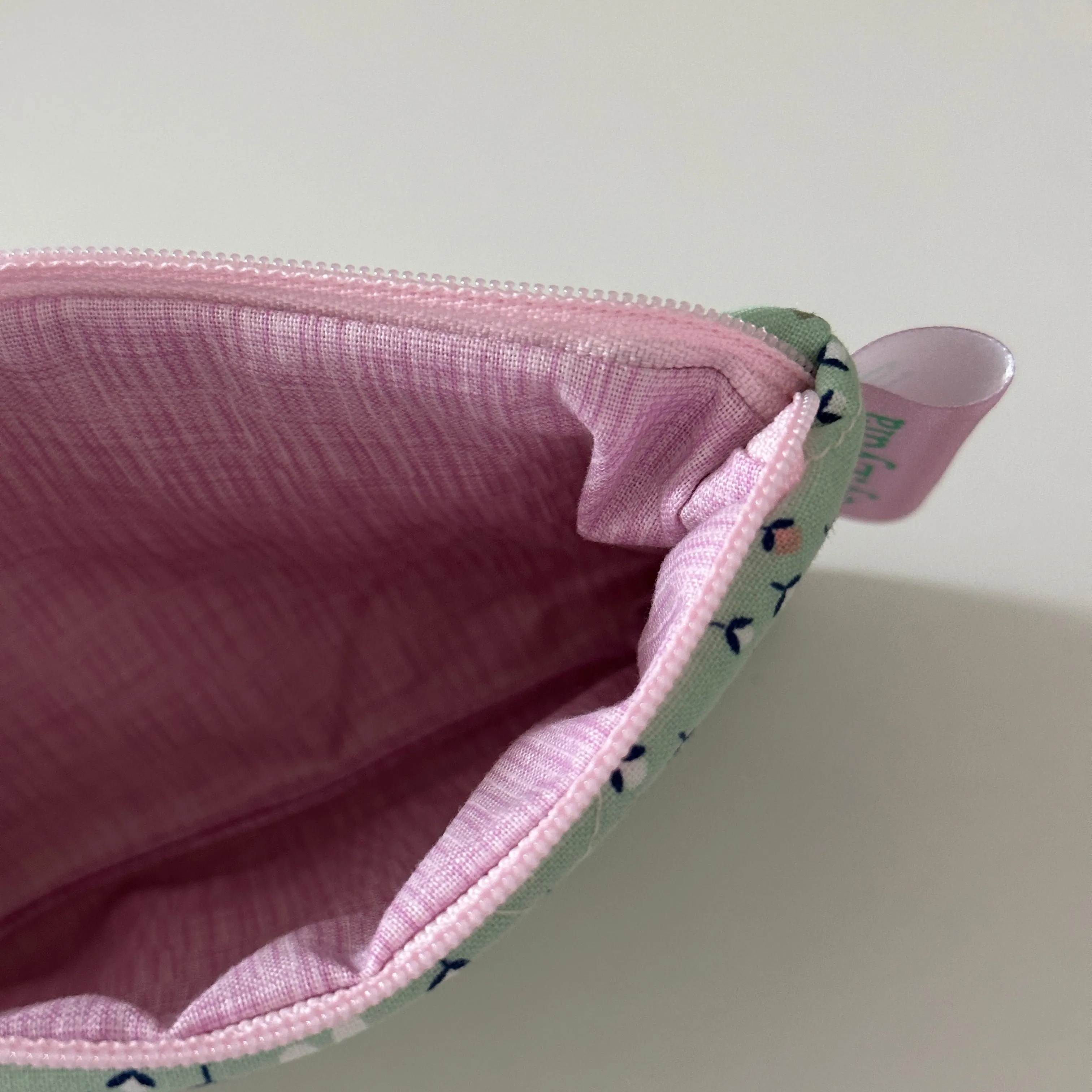 Small Flat Pouch - Mint Field