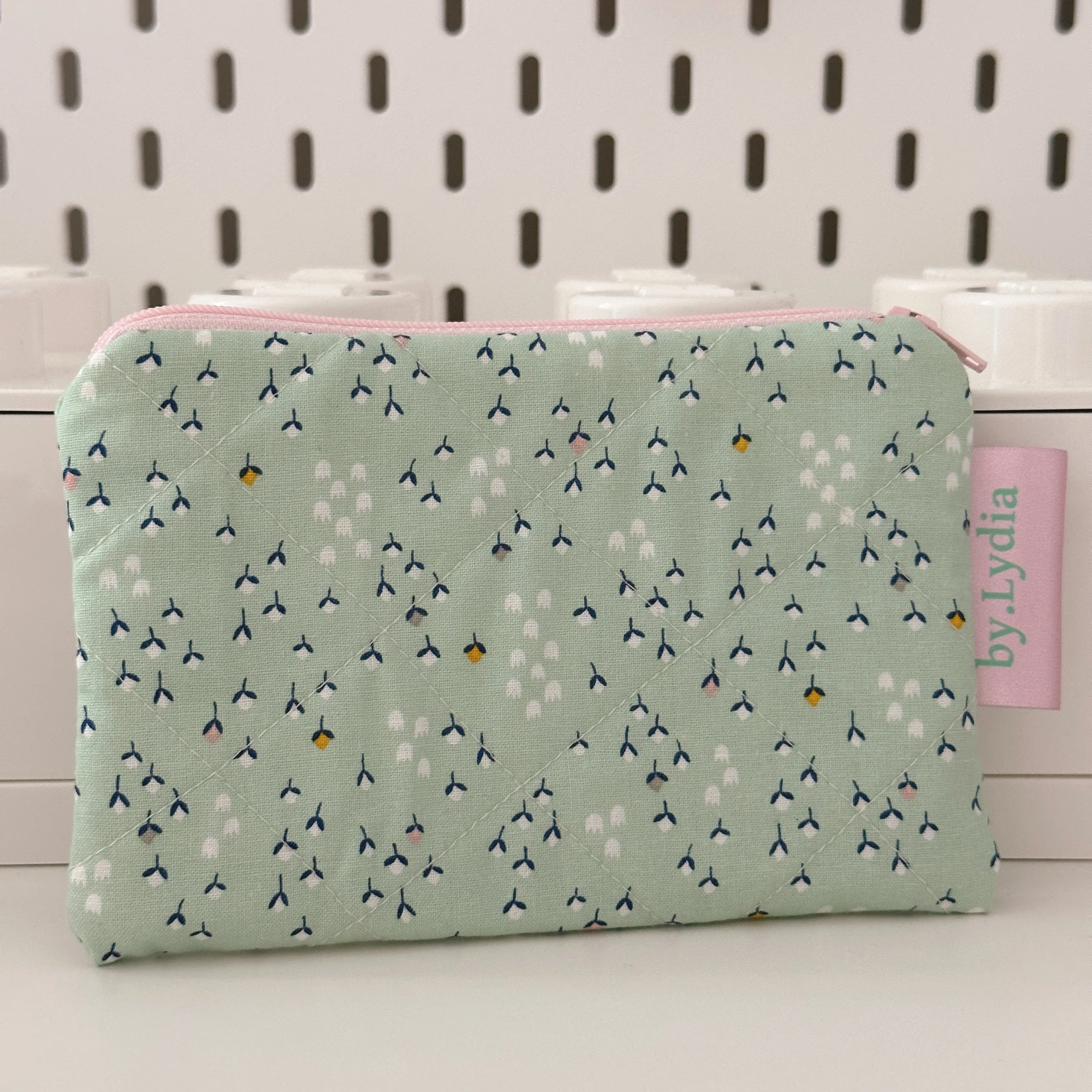 Small Flat Pouch - Mint Field