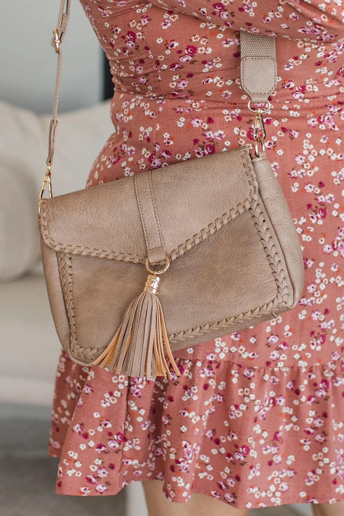 Southern Belle Crossbody Purse- Taupe