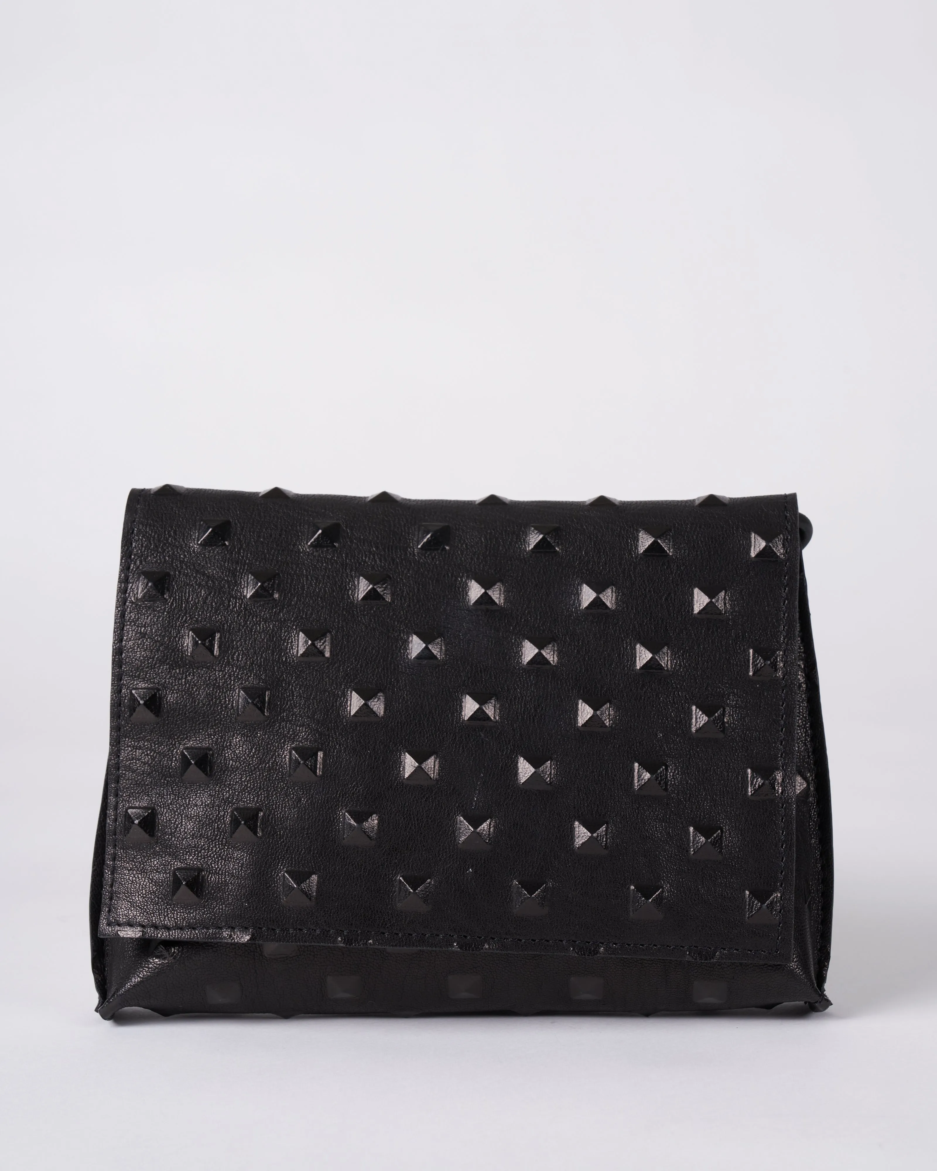 strappy foldover - black stud