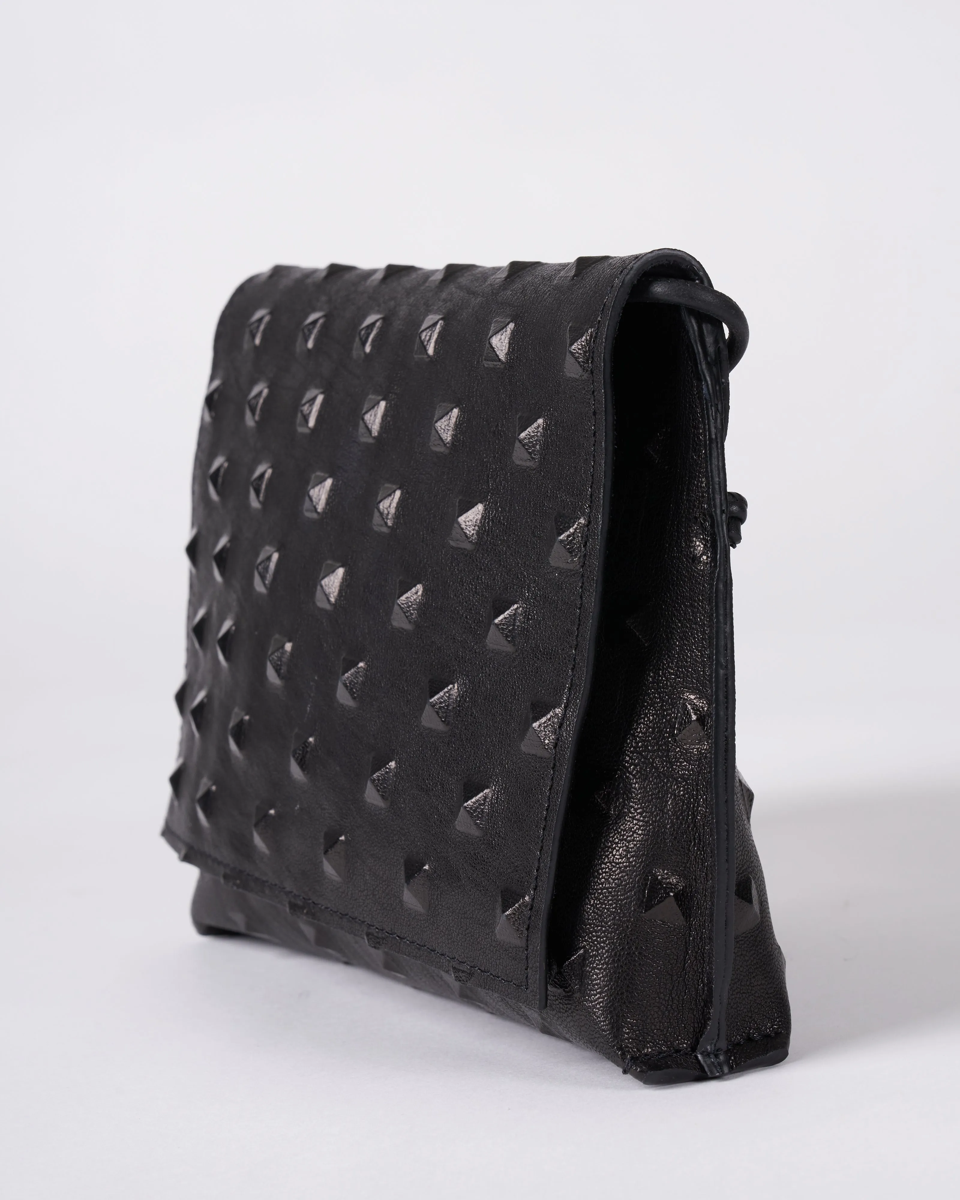 strappy foldover - black stud
