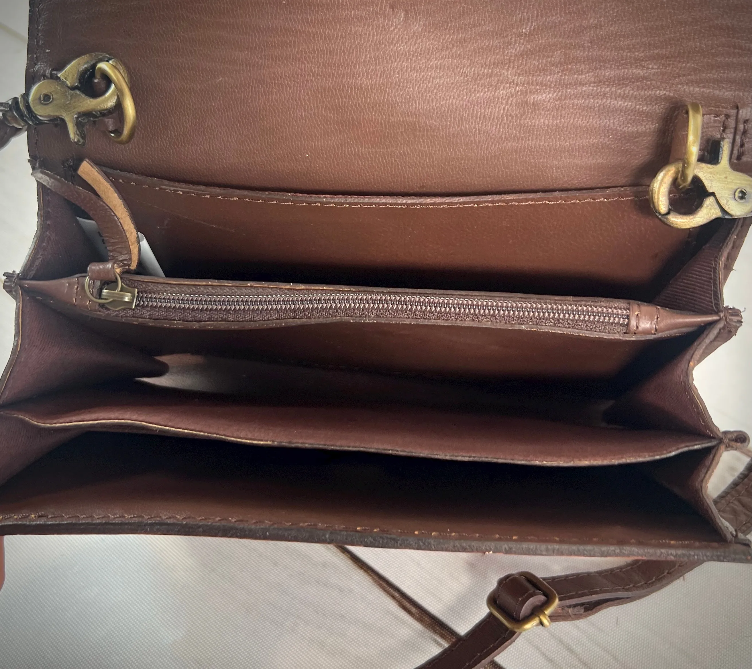 Sunflower Tooled Wallet Carryall Bag