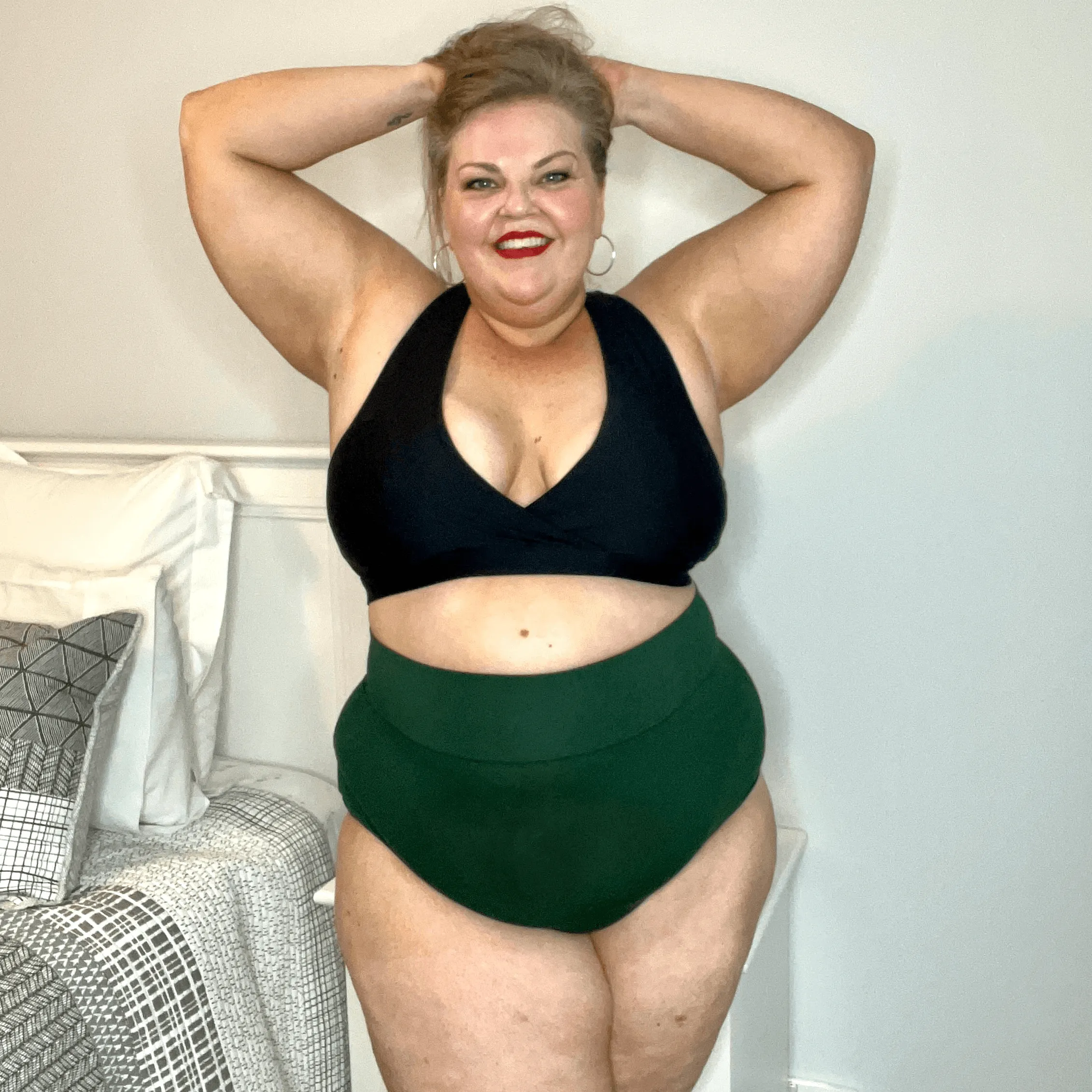 Super High Waist Panties - Hit the Bottle Green