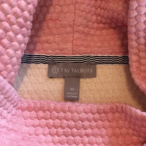 T by TALBOTS BUBBLE JACQUARD QUILTED MOCKNECK PULLOVER