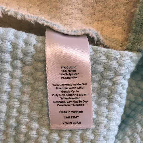 T by TALBOTS BUBBLE JACQUARD QUILTED MOCKNECK PULLOVER