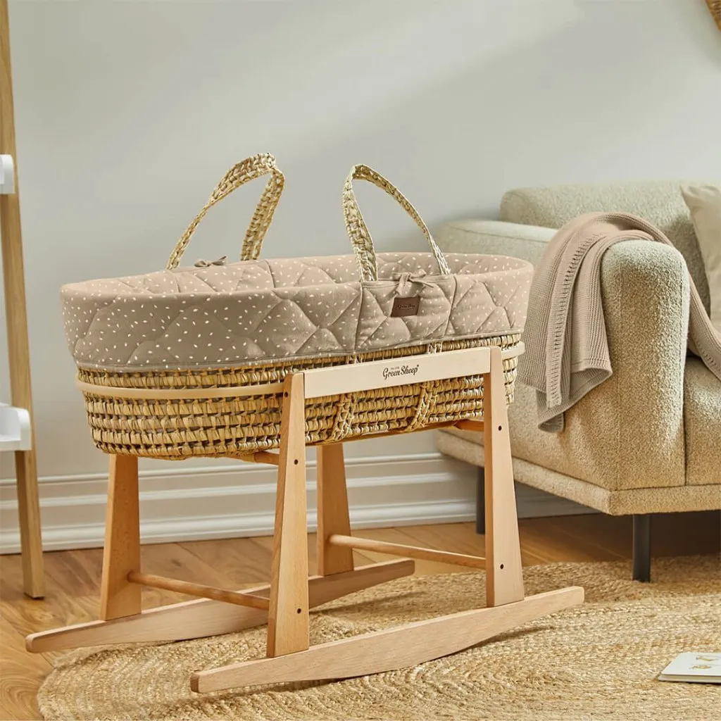 THE LITTLE GREEN SHEEP Quilted Moses Basket and Rocking Stand Bundle - Truffle Rice