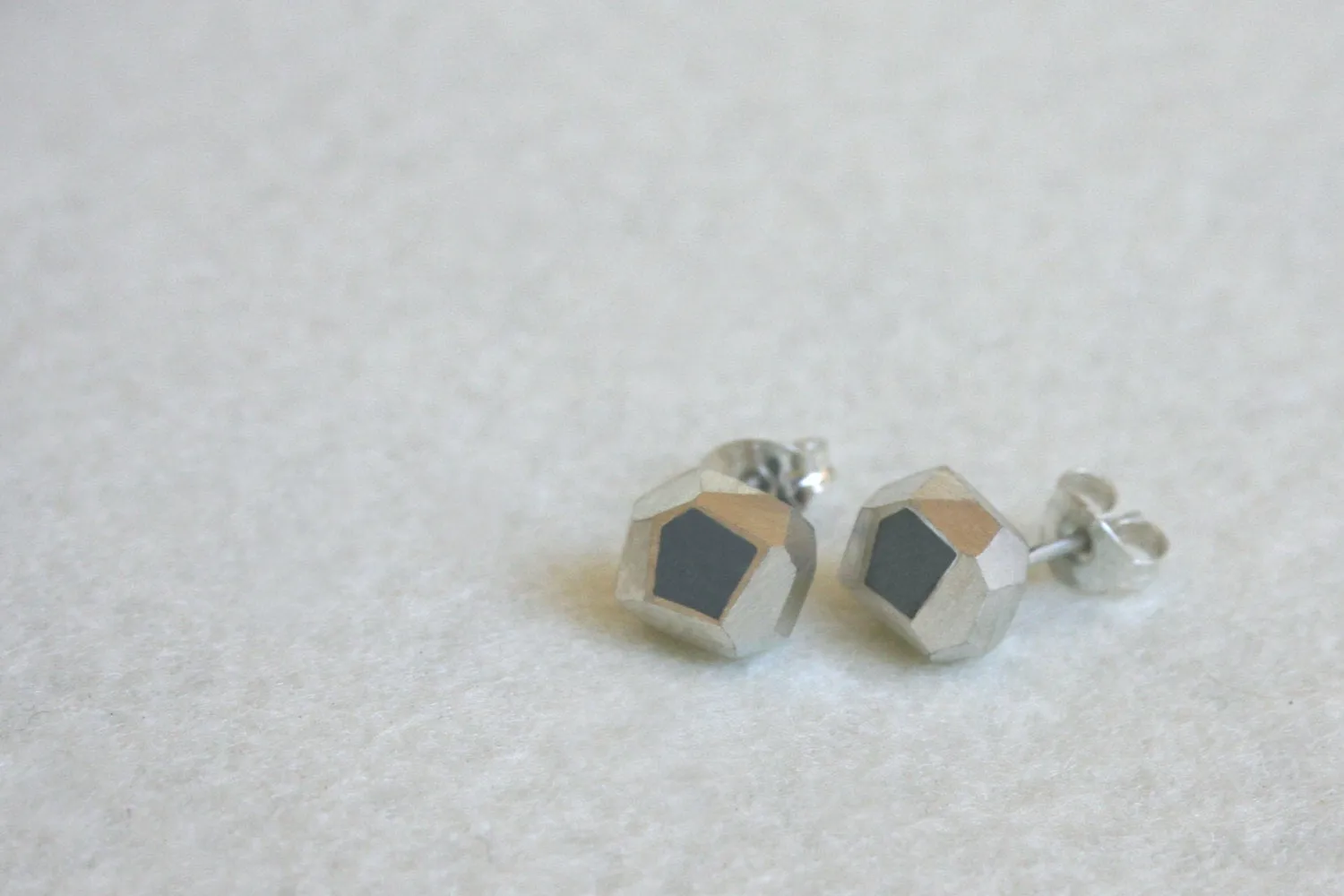 Tiny everyday gold & concrete nugget posts