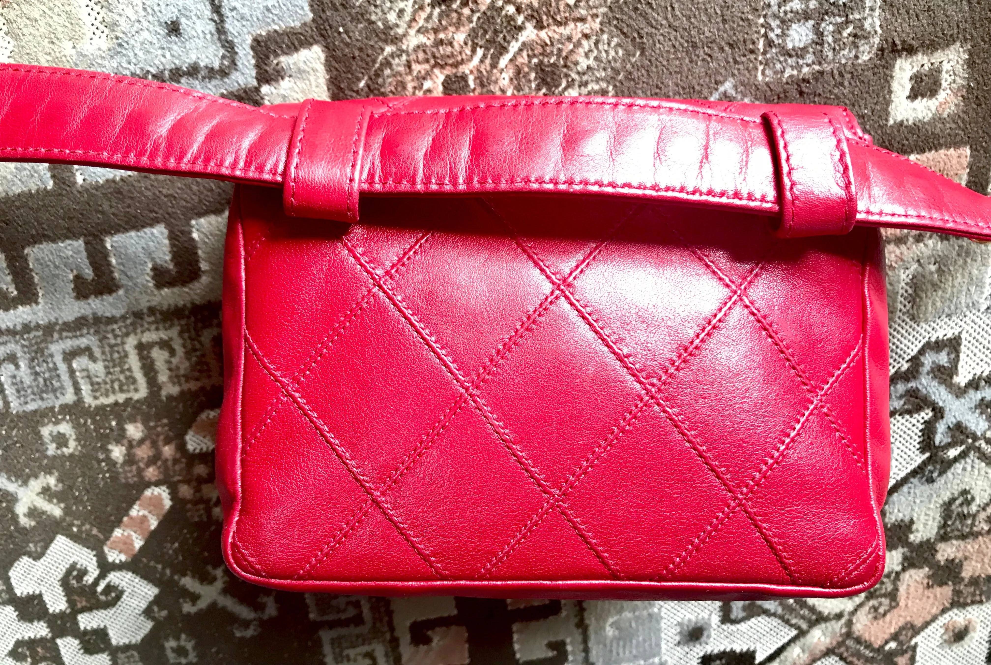 Vintage CHANEL red leather 2.55 waist purse, fanny pack, hip bag with gold CC closure and chain belt.  Belt 28”- 33”(71cm~77cm).