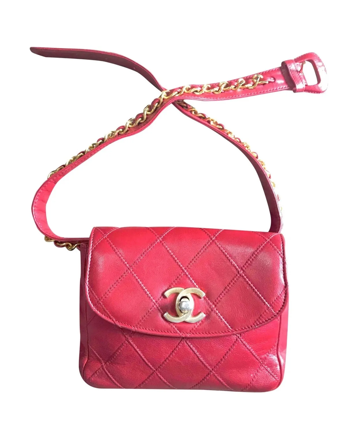 Vintage CHANEL red leather 2.55 waist purse, fanny pack, hip bag with gold CC closure and chain belt.  Belt 28”- 33”(71cm~77cm).