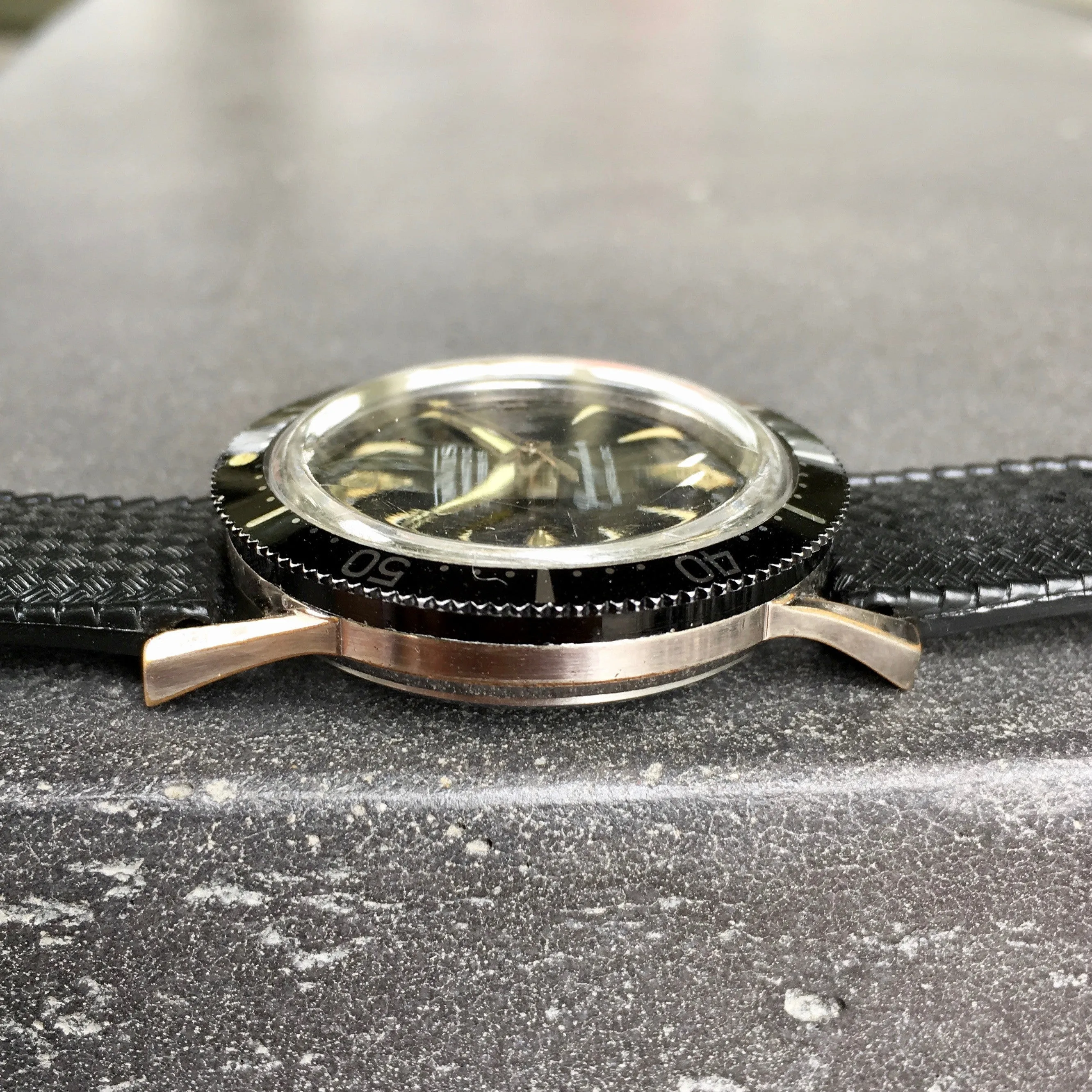 Vintage Monvis Glucydur Divers Incabloc Automatic Date Black Stainless Steel Wristwatch