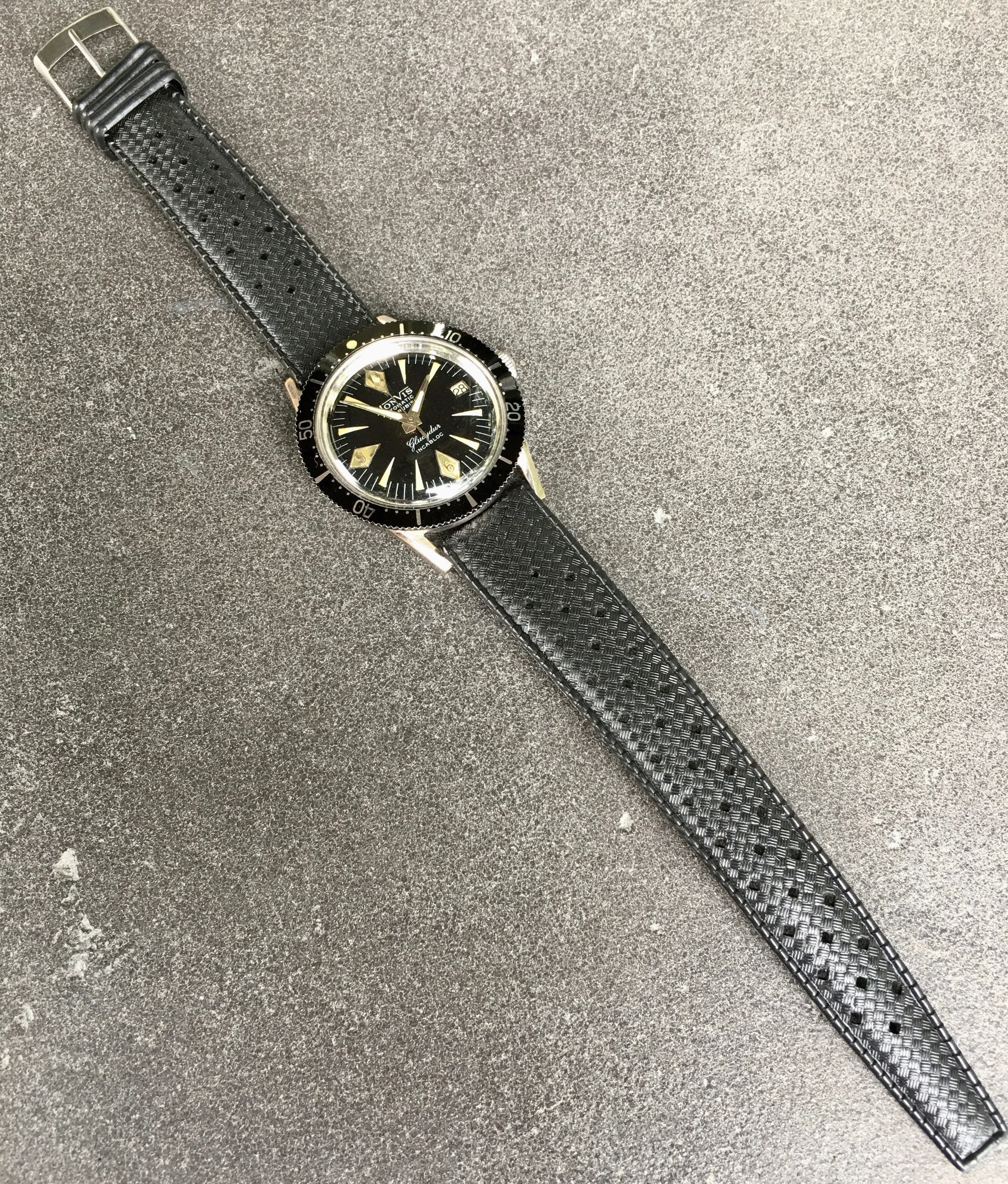Vintage Monvis Glucydur Divers Incabloc Automatic Date Black Stainless Steel Wristwatch
